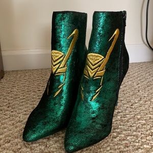 Like New Her Universe Marvel Loki High Heels